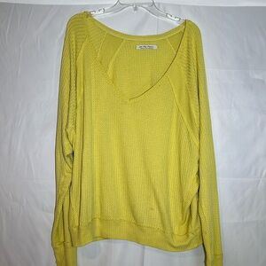 Women’s Free People Yellow Oversized Knit Too Size L